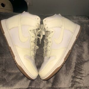 Nike dunk high